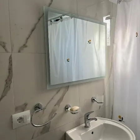 Natasha's Saranda