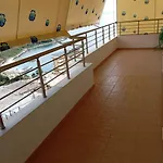 Natasha's ساراندا