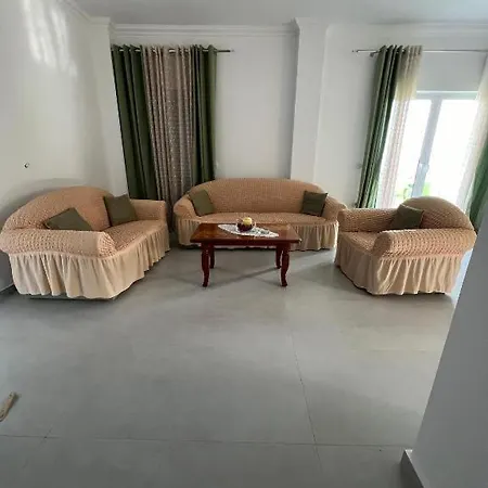 Natasha's * Sarandë